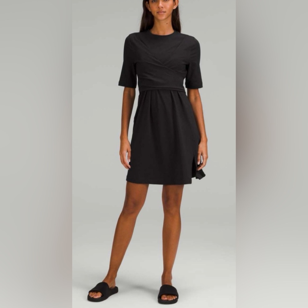 Lululemon Cotton Wrap-Front T-Shirt Dress
Black XS 2/4